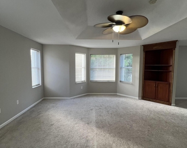 9070 Dupont Place - Photo Thumbnail 17