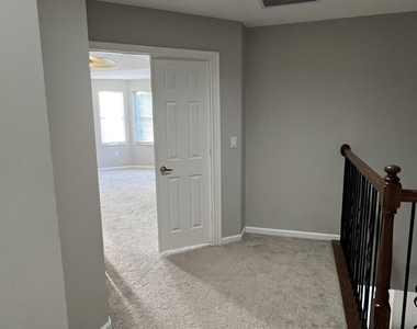 9070 Dupont Place - Photo Thumbnail 16