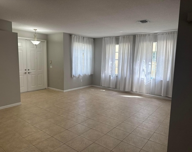 9070 Dupont Place - Photo Thumbnail 5