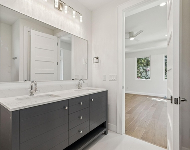 900 Haines Avenue - Photo Thumbnail 21
