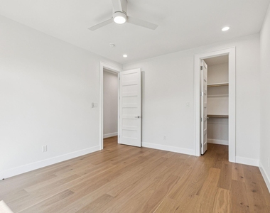 900 Haines Avenue - Photo Thumbnail 17
