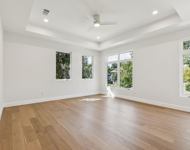 900 Haines Avenue - Photo Thumbnail 18