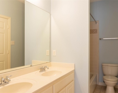 413 Brookmere Lane - Photo Thumbnail 16