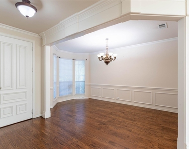 413 Brookmere Lane - Photo Thumbnail 9
