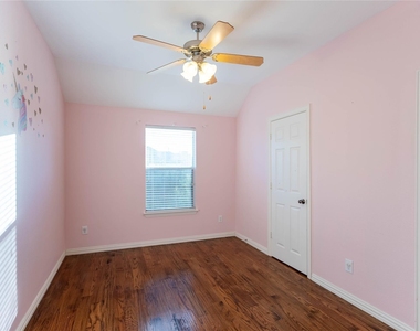 413 Brookmere Lane - Photo Thumbnail 18