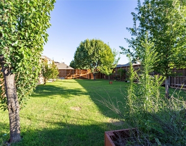 413 Brookmere Lane - Photo Thumbnail 24