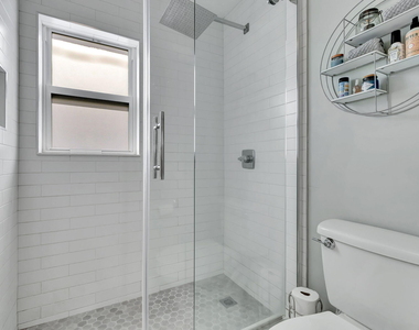 1066 Sw 25th Way - Photo Thumbnail 14