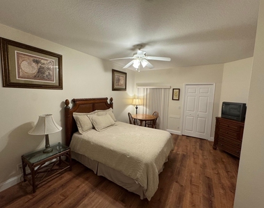 8246 Mulligan Circle - Photo Thumbnail 11