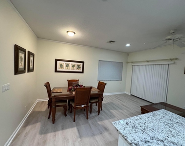 8246 Mulligan Circle - Photo Thumbnail 4