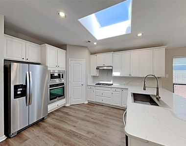 1025 Prairie Heights Drive - Photo Thumbnail 1