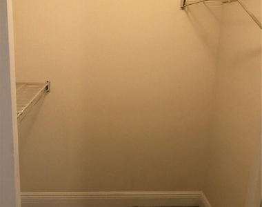 12400 Vista Isles Drive - Photo Thumbnail 9