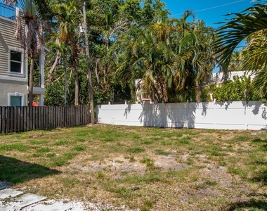 114 Ne 16th Terrace - Photo Thumbnail 29