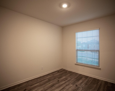 13808 Musselshell Drive - Photo Thumbnail 5