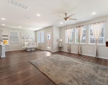 2616 Gaulding Street - Photo Thumbnail 3
