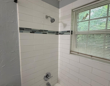 100 E Brown Street - Photo Thumbnail 16