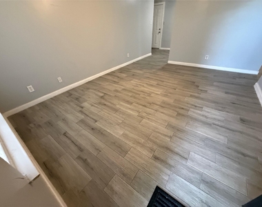 100 E Brown Street - Photo Thumbnail 2