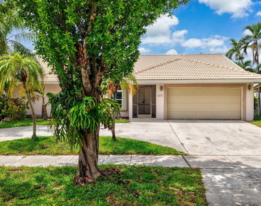 2171 Nw 76th Avenue - Photo Thumbnail 1