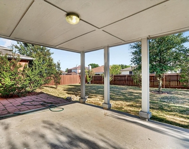 2112 Aster Trail - Photo Thumbnail 11