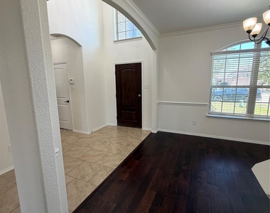 11808 Kurth Drive - Photo Thumbnail 1