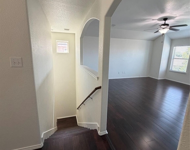 11808 Kurth Drive - Photo Thumbnail 14
