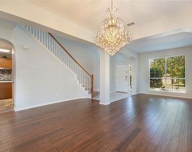 8172 Peacock Lane - Photo Thumbnail 4