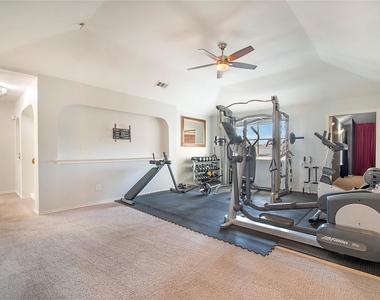 8172 Peacock Lane - Photo Thumbnail 22