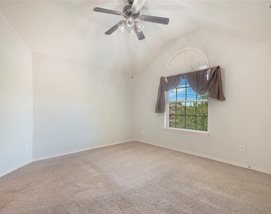 8172 Peacock Lane - Photo Thumbnail 25