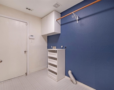 8172 Peacock Lane - Photo Thumbnail 34