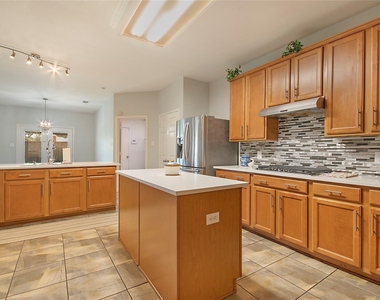 8172 Peacock Lane - Photo Thumbnail 9