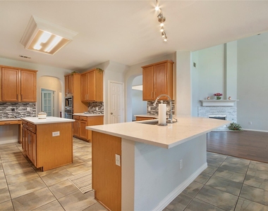 8172 Peacock Lane - Photo Thumbnail 10