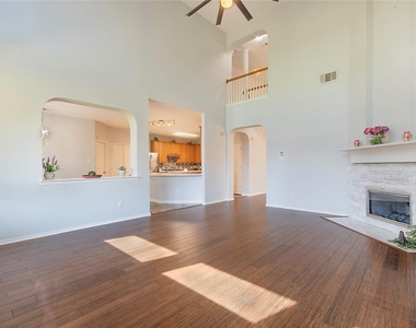 8172 Peacock Lane - Photo Thumbnail 7