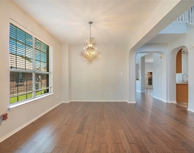 8172 Peacock Lane - Photo Thumbnail 5