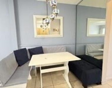 725 Sw 11th Avenue - Photo Thumbnail 3