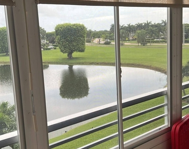 3004 N Exeter A - Photo Thumbnail 10