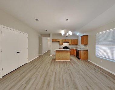 3205 Muleshoe Lane - Photo Thumbnail 1