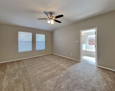 3205 Muleshoe Lane - Photo Thumbnail 8