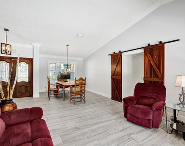 4142 Nw 58th Drive - Photo Thumbnail 10