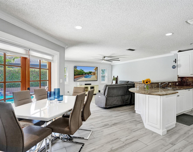 4142 Nw 58th Drive - Photo Thumbnail 16