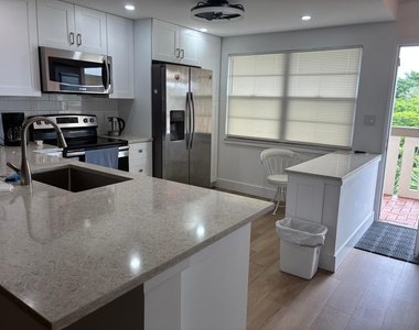 3405 Bimini Lane - Photo Thumbnail 6