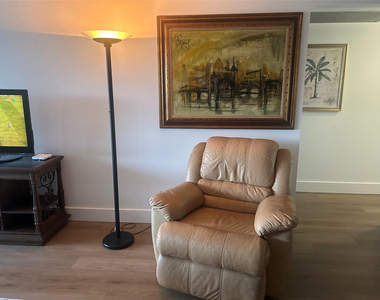3405 Bimini Lane - Photo Thumbnail 10