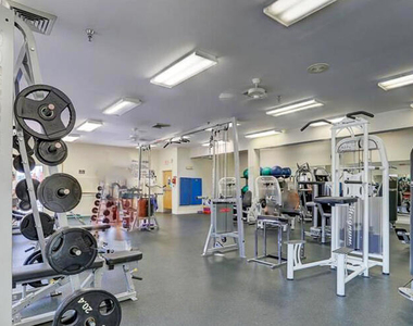3405 Bimini Lane - Photo Thumbnail 32