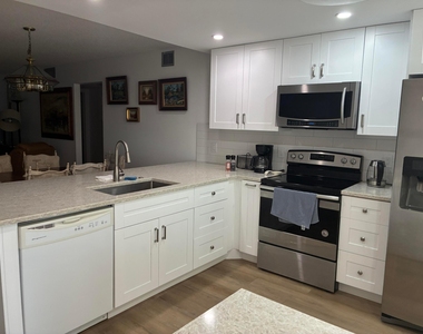 3405 Bimini Lane - Photo Thumbnail 4