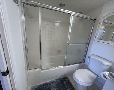 3405 Bimini Lane - Photo Thumbnail 28
