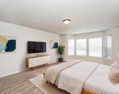 5293 Chessie Circle - Photo Thumbnail 12