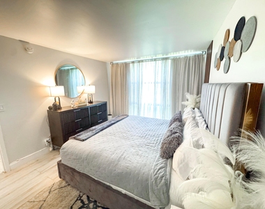 17011 N Bay Road - Photo Thumbnail 16
