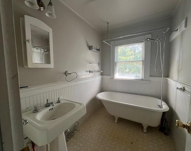 625 W Hickory Street - Photo Thumbnail 3