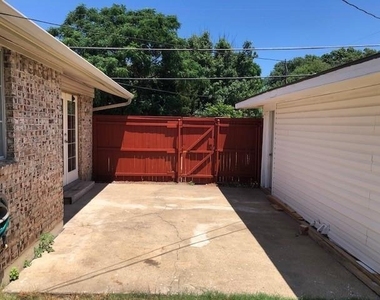 1430 Judy Drive - Photo Thumbnail 10