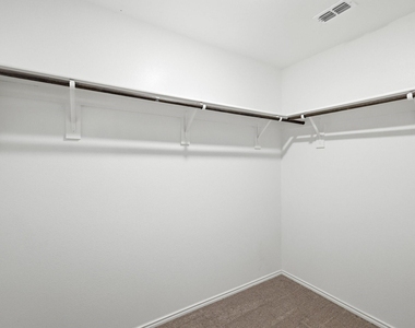 510 Olmstead Drive - Photo Thumbnail 13