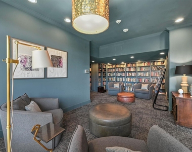 3883 Turtle Creek Boulevard - Photo Thumbnail 18