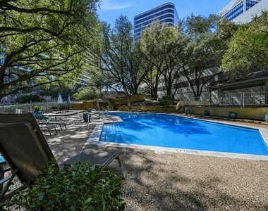 3883 Turtle Creek Boulevard - Photo Thumbnail 3